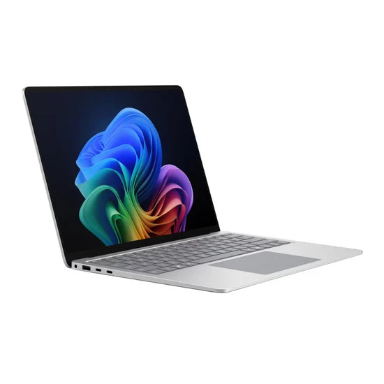 Surface Laptop 7 13.8-Inch Core Ultra 5 (Series 2) / 16 GB RAM / 256GB / Windows 11 Pro - Platinum