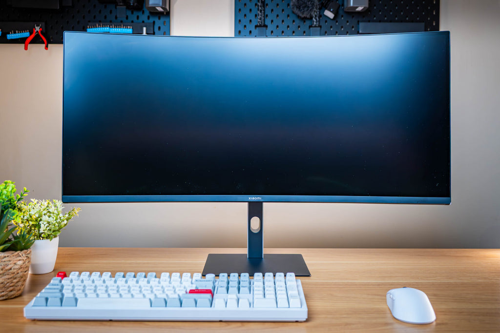 Xiaomi G34WQi 34″ 1440p UltraWide VA Curved Gaming Monitor (180Hz, 1ms)